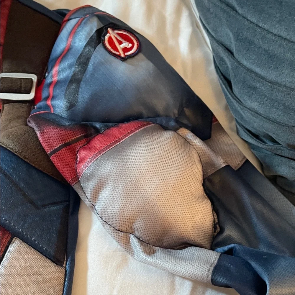 Kids Captain America Costume with Shield- Disney Store - Picture 6 of 6